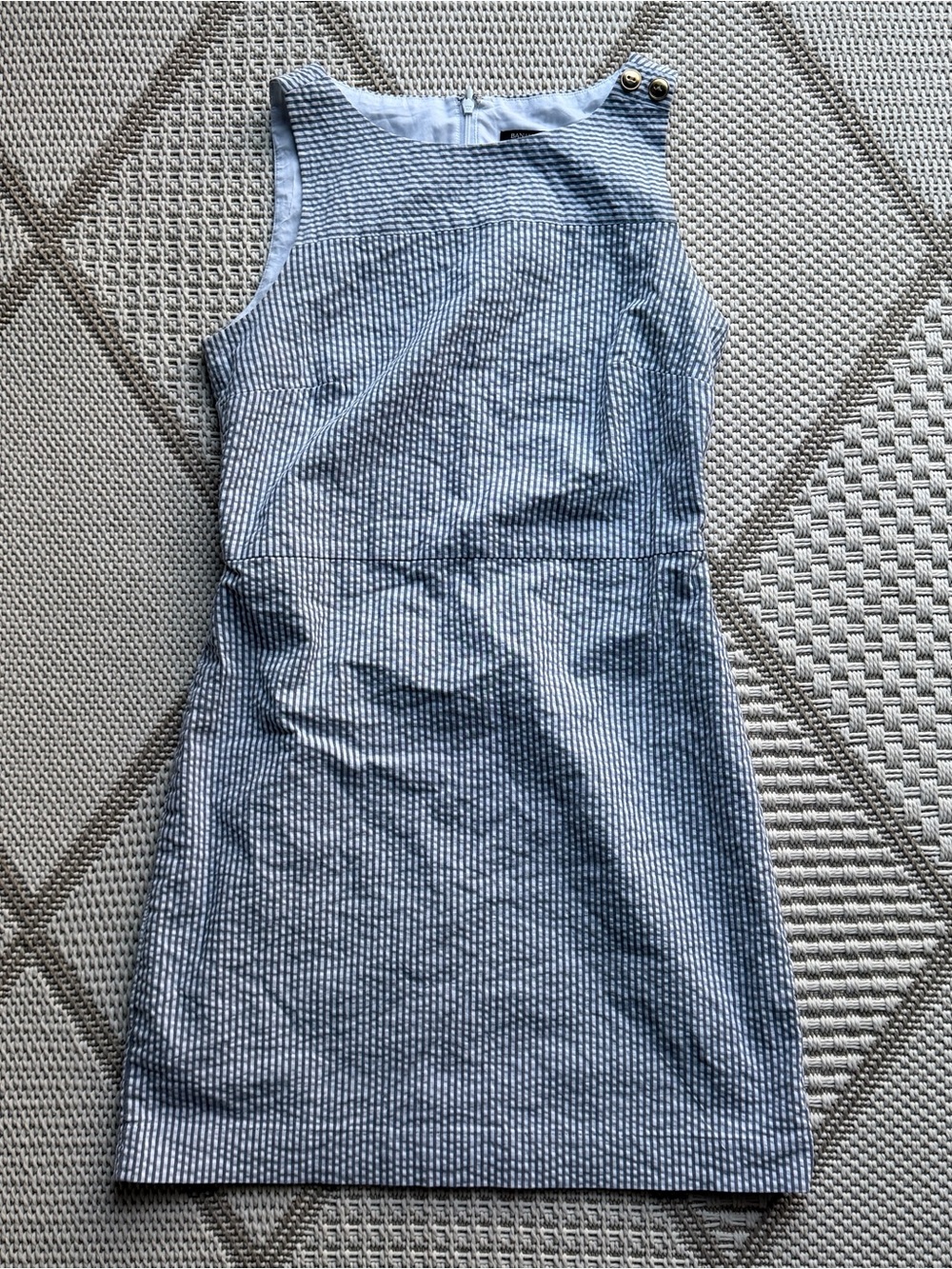 Banana Republic Gray and White Striped Sleeveless Shift Mini Dress sz 2 nautical